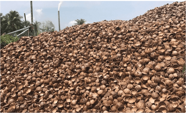 Does coconut shell need to be broken before carbonization?