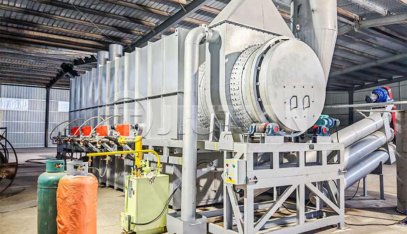 Jiutian sawdust continuous carbonization machine operates stably